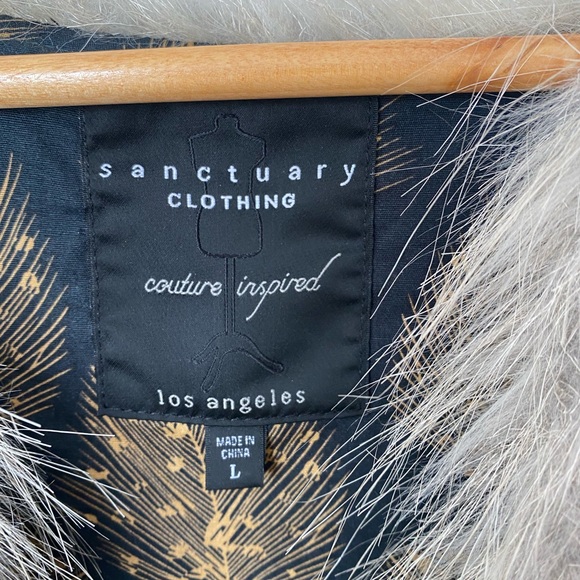 Sanctuary Faux Fur Vest NWOT - Picture 3 of 6